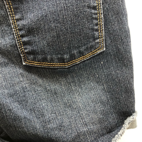 Old Navy Rolled Fray-Hem Jean Shorts Girls Size 10 - Picture 6 of 15